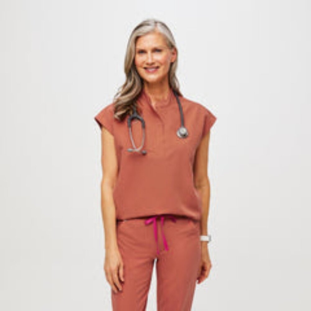 FIGS Terracotta Rafaela Top and Jogger Bottom in Size M